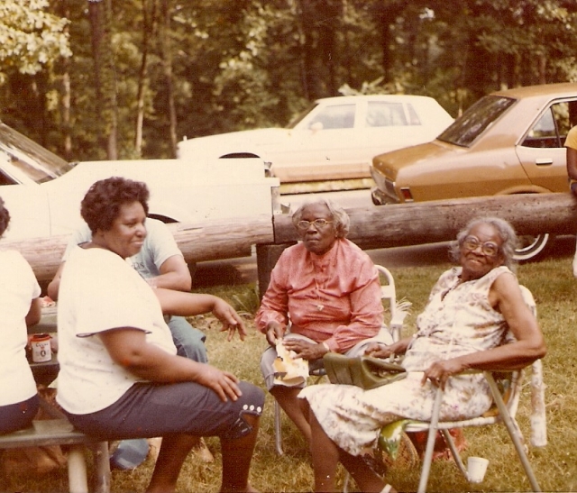 (L-R) Lucille Self Robinson, Wyola Self Bell and Susie Self Ward 