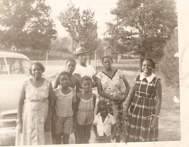 Grandma Susie,Joyce,Gwen,Michael
Babe, Butch, Uncle Thorney & Aunt Sister